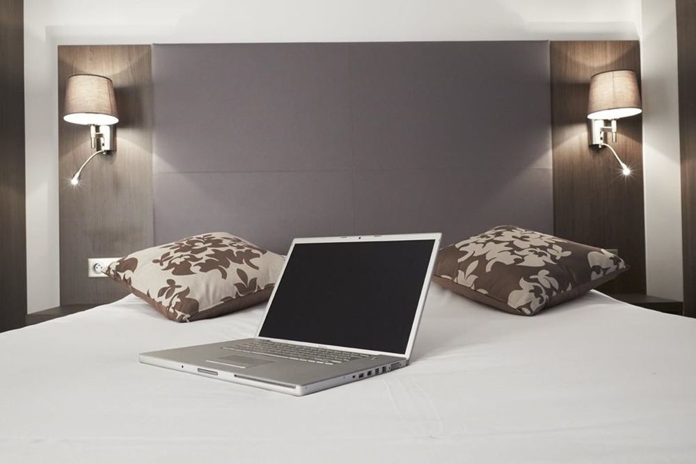 Sure Hotel By Best Western Plaisir Zimmer foto
